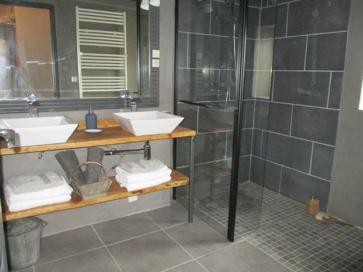 La Grange Aux Hirondelles Bed & Breakfast Sancoins Bagian luar foto