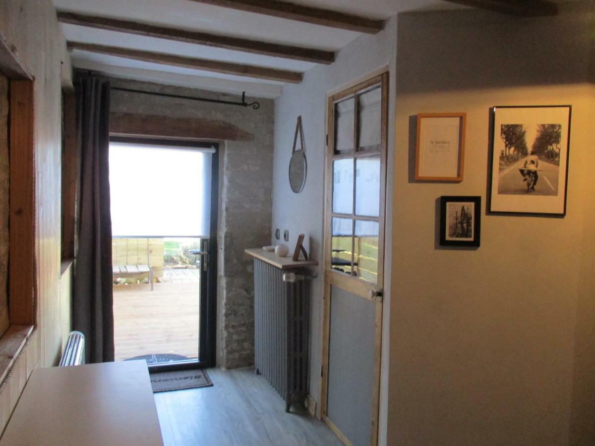 La Grange Aux Hirondelles Bed & Breakfast Sancoins Bagian luar foto